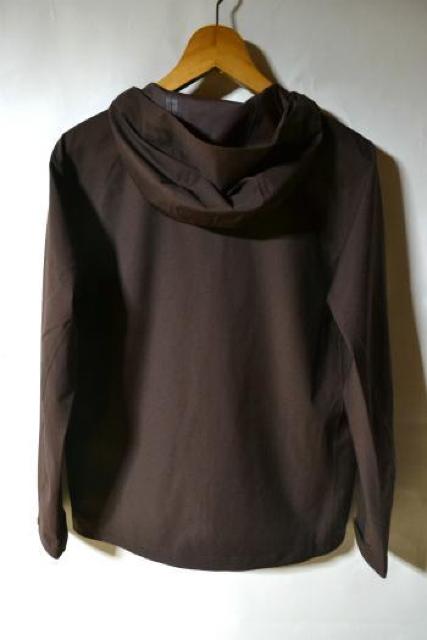 �V�i UNIQLO ���j�N�� �u���b�N�e�b�N�p�[�J 3D�J�b�g �_�[�N�u���E�� M �����Y �}�E���e���p�[�J�[ �A�E�g�h�A ���g�p �� �u�����h�� 