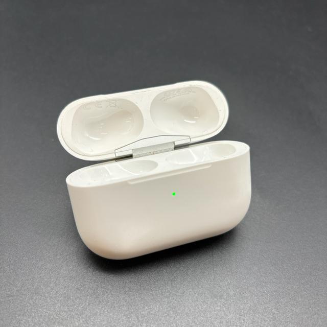   Apple AirPods Pro [dP[X ꐢ A2190