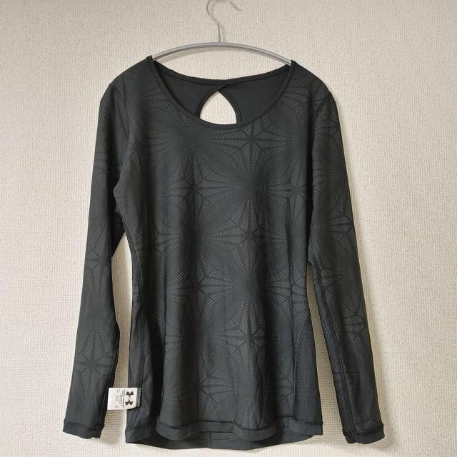 A_[A[}[  LG w Ci[ N[XCb`  p UNDER ARMOUR tBbglX  TVc  uh 