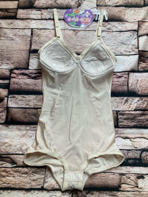 送料無料!フルカップでしっかり包み込みスッキリシェイプ!レースがお洒落なノンワイヤーボディスーツ1枚 < 女性ファッション 送料無料!フルカップでしっかり包み込みスッキリシェイプ!レースがお洒落なノンワイヤーボディスーツ1枚 < 女性ファッションの