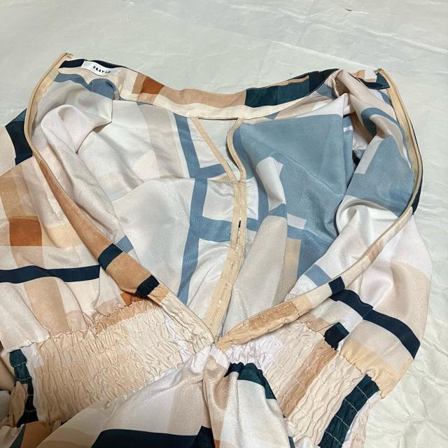 【FRAY I.D / フレイアイディー】 カッティングプリントワンピース / インナー付き < ブランド  【FRAY I.D / フレイアイディー】 カッティングプリントワンピース / インナー付き < ブランドの
