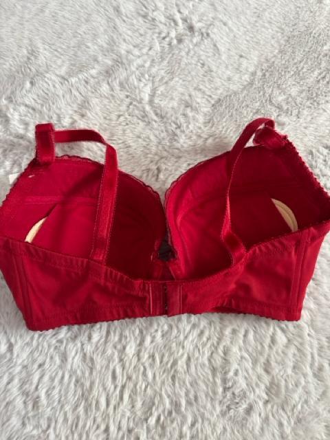 yVi^OtzR[ fufu F70 u  t@bV 