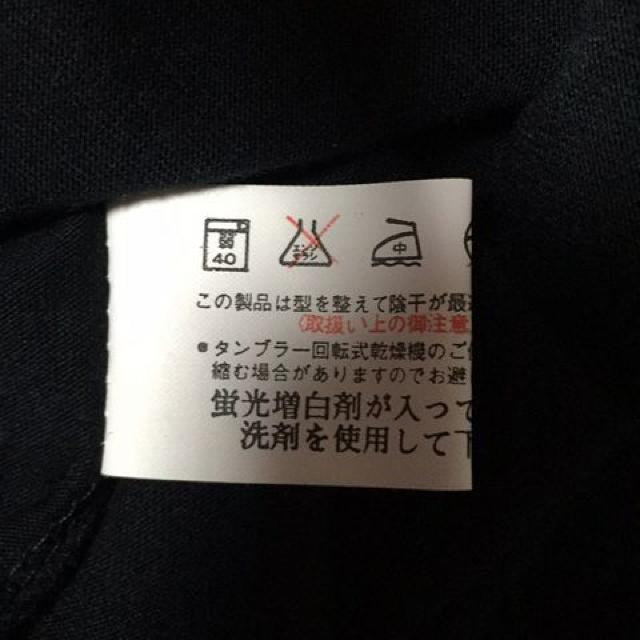 3つの薔薇のお洒落シンプルブラックTシャツ < 女性ファッション  3つの薔薇のお洒落シンプルブラックTシャツ < 女性ファッションの