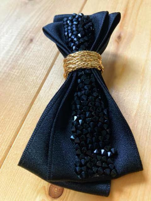 SALEセール●これ一つでいつもの靴もオシャレに変身●リボンシューズクリップ●黒×ゴールド < 女性アクセサリー/時計 SALEセール●これ一つでいつもの靴もオシャレに変身●リボンシューズクリップ●黒×ゴールド < 女性アクセサリー/時計の