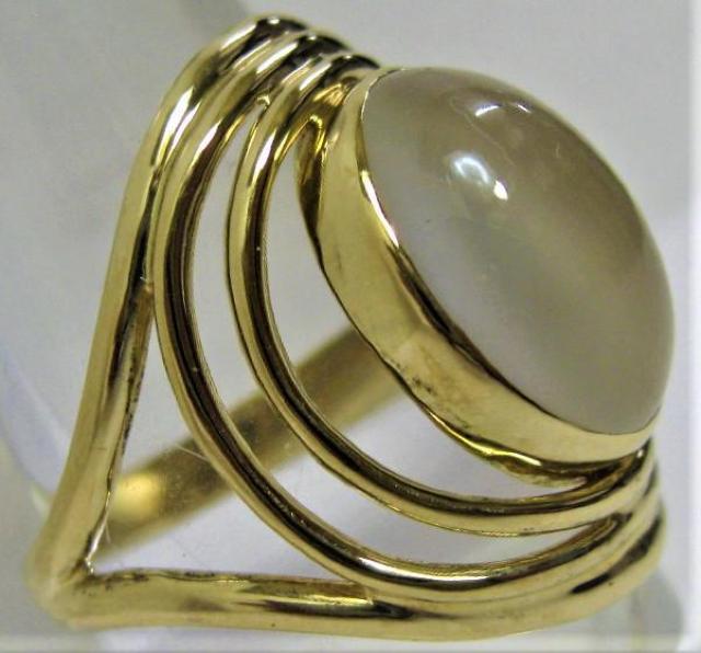 K18 18金リング指輪ムーンストーン 約13.3mm×9.3mm サイズ#15 < 女性アクセサリー/時計  K18 18金リング指輪ムーンストーン 約13.3mm×9.3mm サイズ#15 < 女性アクセサリー/時計の