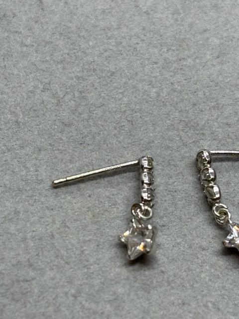 即決 K14WG ホワイトゴールド ピアス < 女性アクセサリー/時計  即決 K14WG ホワイトゴールド ピアス < 女性アクセサリー/時計の