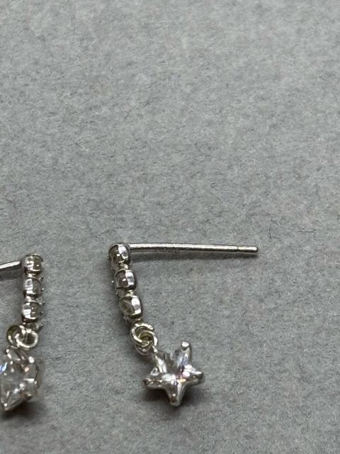 即決 K14WG ホワイトゴールド ピアス < 女性アクセサリー/時計  即決 K14WG ホワイトゴールド ピアス < 女性アクセサリー/時計の