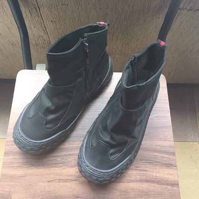新品 24.5cm レディース ブーツ ブラック シューズ 靴 厚底 男女兼用 < 女性ファッション  新品 24.5cm レディース ブーツ ブラック シューズ 靴 厚底 男女兼用  < 女性ファッションの