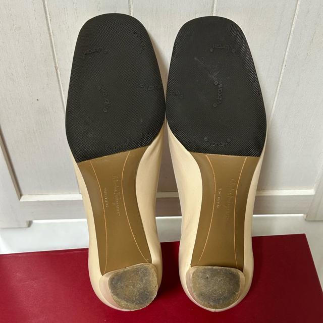 Salvatore Ferragamo フェラガモ パンプス 5 22cm < ブランド  Salvatore Ferragamo フェラガモ パンプス 5 22cm < ブランドの
