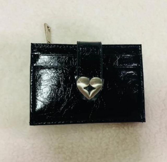 【新品】【韓国現地購入】【正規品】fennec フェネック 財布 カードケース 小銭入れ ブラック ハート < 女性ファッション 【新品】【韓国現地購入】【正規品】fennec フェネック 財布 カードケース 小銭入れ ブラック ハート < 女性ファッションの