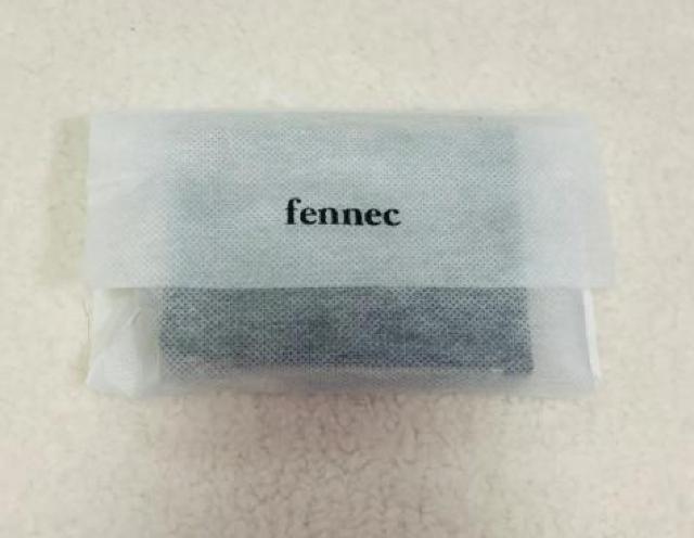 【新品】【韓国現地購入】【正規品】fennec フェネック 財布 カードケース 小銭入れ ブラック ハート < 女性ファッション 【新品】【韓国現地購入】【正規品】fennec フェネック 財布 カードケース 小銭入れ ブラック ハート < 女性ファッションの