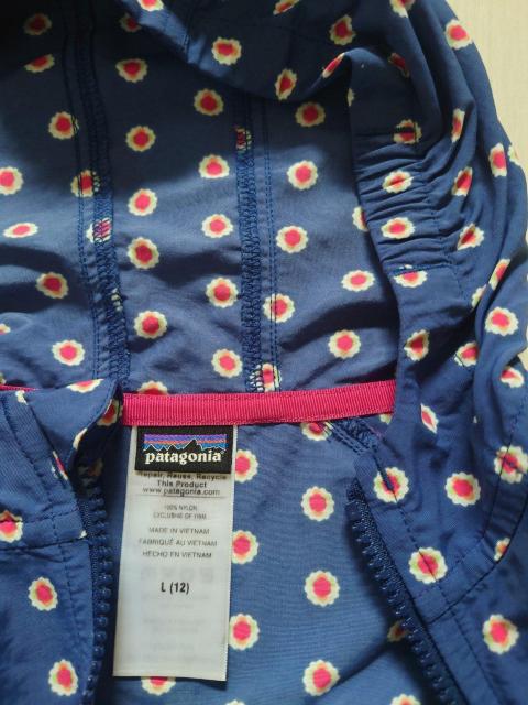 patagonia 花柄ジャケット Lサイズ < ブランド  patagonia 花柄ジャケット Lサイズ < ブランドの