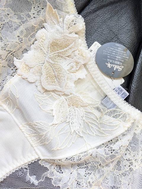 saluteサルート店舗限定58Gルノワール/ルノアール/ローライズボーイレングスショーツIV/M < 女性ファッション  saluteサルート店舗限定58Gルノワール/ルノアール/ローライズボーイレングスショーツIV/M < 女性ファッションの
