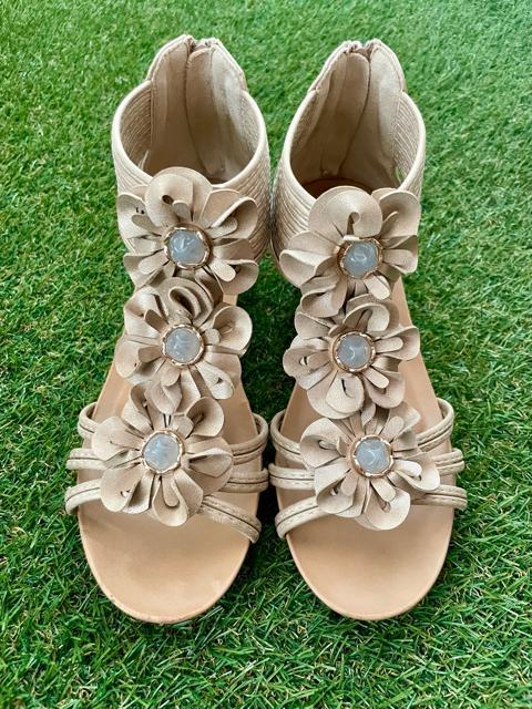 サンダル 可愛い 23.5cm  美品 < 女性ファッション  サンダル 可愛い 23.5cm  美品  < 女性ファッションの