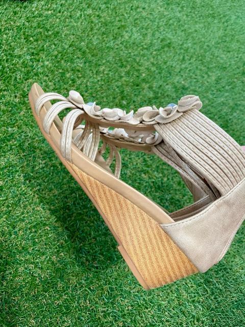 サンダル 可愛い 23.5cm  美品 < 女性ファッション  サンダル 可愛い 23.5cm  美品 < 女性ファッションの