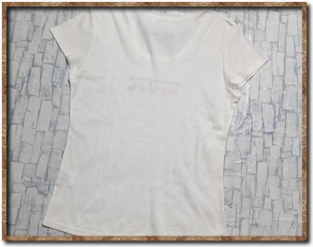 USPP 刺繍入り半袖Tシャツ 白 < 女性ファッション  USPP 刺繍入り半袖Tシャツ 白 < 女性ファッションの