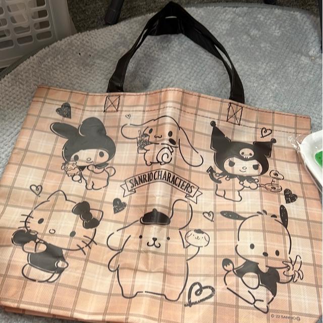 (新品)サンリオ・グッズ(4点セット) < おもちゃ  (新品)サンリオ・グッズ(4点セット) < おもちゃの