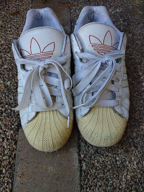 adidas スーパースター ローカットスニーカー 26cm レザー 靴底減りなし < ブランド adidas スーパースター ローカットスニーカー 26cm レザー 靴底減りなし < ブランドの