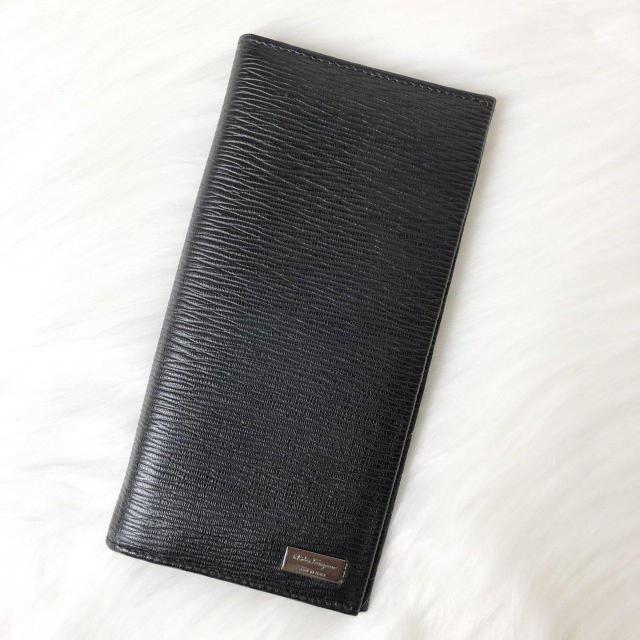 【未使用級】Salvatore Ferragamo フェラガモ 長財布 二つ折り財布 フラップ ウォレット ブラック レザー < ブランド 【未使用級】Salvatore Ferragamo フェラガモ 長財布 二つ折り財布 フラップ ウォレット ブラック レザー < ブランドの
