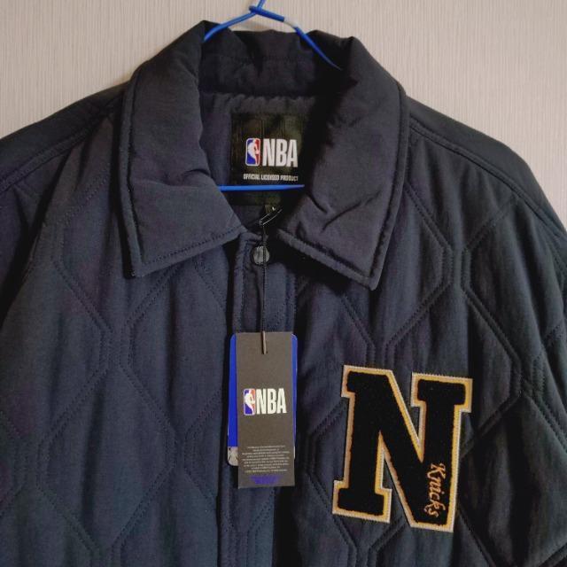 NBA 公式 オフィシャル キルティング ジャンパー NEW YORK Knicks ニックス ジャケット メンズ バスケ < 男性ファッション NBA 公式 オフィシャル キルティング ジャンパー NEW YORK Knicks ニックス ジャケット メンズ バスケ < 男性ファッションの