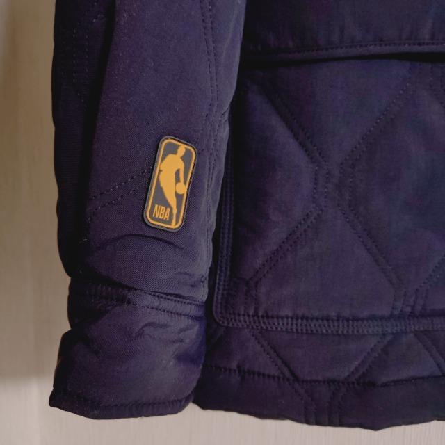 NBA 公式 オフィシャル キルティング ジャンパー NEW YORK Knicks ニックス ジャケット メンズ バスケ < 男性ファッション NBA 公式 オフィシャル キルティング ジャンパー NEW YORK Knicks ニックス ジャケット メンズ バスケ < 男性ファッションの