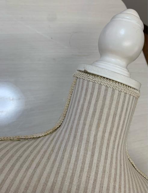 �����̃g���\�[ �� �C���e���A/���C�t�� 