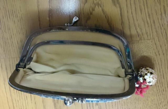 古巾 絣 かすり 紺 チェック がま口 さいふ 中古 < 女性ファッション  古巾 絣 かすり 紺 チェック がま口 さいふ 中古 < 女性ファッションの