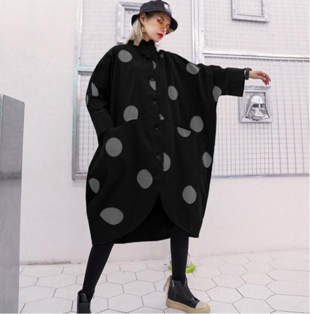 ワイド ジャケット ロング丈 ドット柄 ゆったり 前開き ブラック 大きいサイズ < 女性ファッション ワイド ジャケット ロング丈 ドット柄 ゆったり 前開き ブラック 大きいサイズ < 女性ファッションの