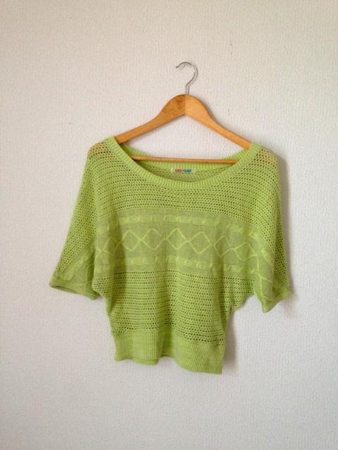 フリーズマート◆グリーン レトロ柄 ニット 重ね着にも Mサイズ < ブランド  フリーズマート◆グリーン レトロ柄 ニット 重ね着にも Mサイズ  < ブランドの