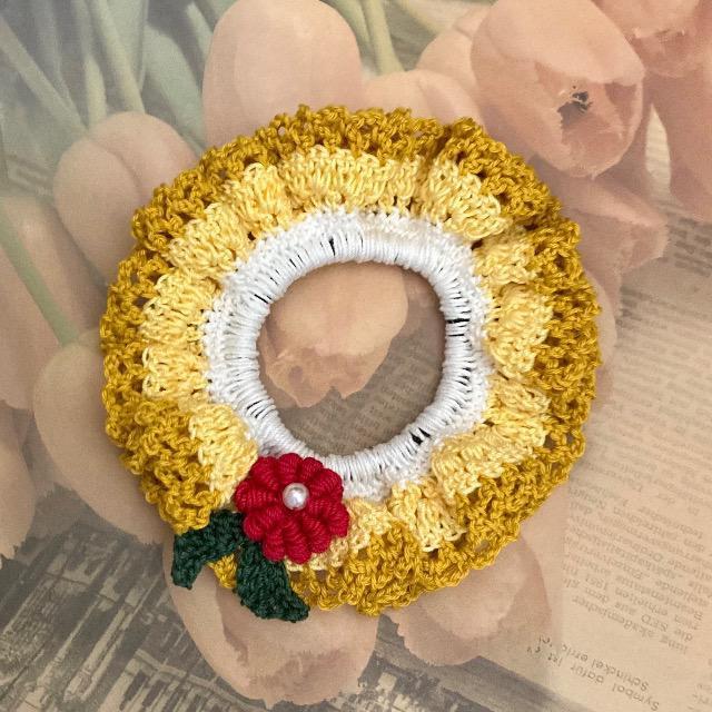 ハンドメイド♪レース編みシュシュ(お花モチーフ付き) < 女性ファッション  ハンドメイド♪レース編みシュシュ(お花モチーフ付き) < 女性ファッションの