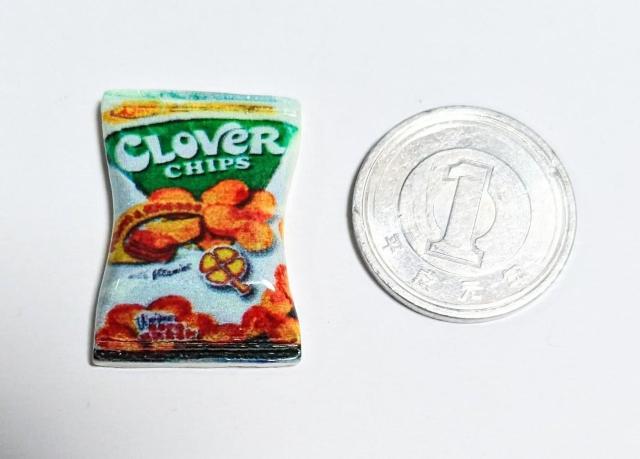 ミニチュア★お菓子★クローバー★ポテトチップス★デザイン違いたくさんあります★リカちゃんやシルバニアに★ドールハウス★ < おもちゃ  ミニチュア★お菓子★クローバー★ポテトチップス★デザイン違いたくさんあります★リカちゃんやシルバニアに★ドールハウス★  < おもちゃの
