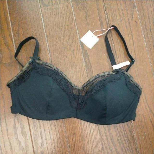トリンプ アモスタイル ワイヤーブラジャー B65/D65 新品 ブラック < 女性ファッション  トリンプ アモスタイル ワイヤーブラジャー B65/D65 新品 ブラック  < 女性ファッションの