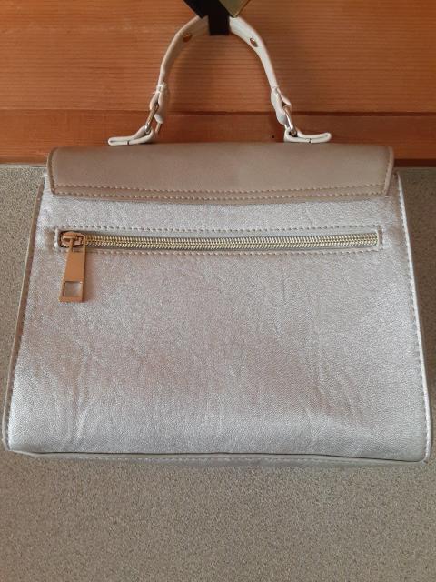 ハンドバッグ ショルダーバッグ 2way バッグ ハンド ショルダー bag カバン 銀 シルバー 2wayバッグ レディース < 女性ファッション  ハンドバッグ ショルダーバッグ 2way バッグ ハンド ショルダー bag カバン 銀 シルバー 2wayバッグ レディース < 女性ファッションの