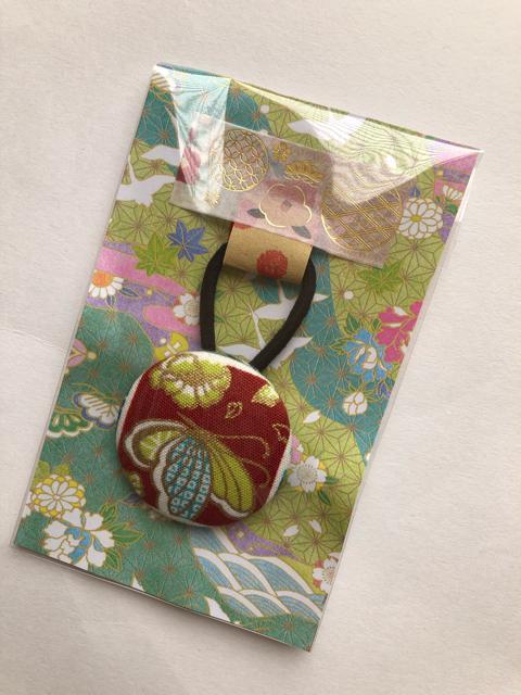 ハンドメイド ヘアゴム 特大 くるみボタン 和柄 < 女性ファッション  ハンドメイド ヘアゴム 特大 くるみボタン 和柄 < 女性ファッションの