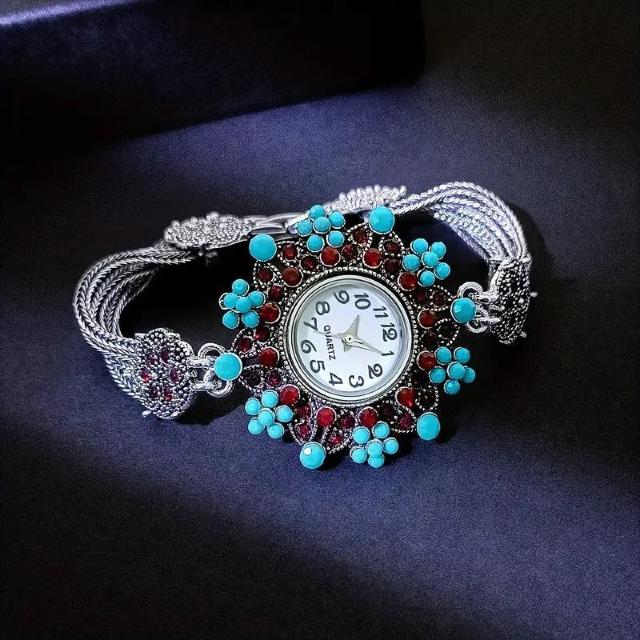 超お買い得790円★スタイリッシュなレディースクォーツ腕時計と合金チェーンブレスレット < 女性アクセサリー/時計  超お買い得790円★スタイリッシュなレディースクォーツ腕時計と合金チェーンブレスレット < 女性アクセサリー/時計の