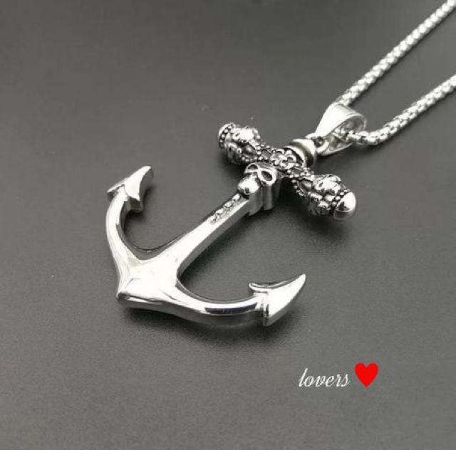 ���������N�����V���o�[�r�b�O���^����A���J�[������l�b�N���X 