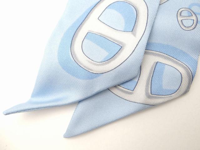 HERMES エルメス ツイリー シェーヌダンクル スカーフ シルク100%<新品同様品>【送料無料】 < ブランド HERMES エルメス ツイリー シェーヌダンクル スカーフ シルク100%<新品同様品>【送料無料】 < ブランドの