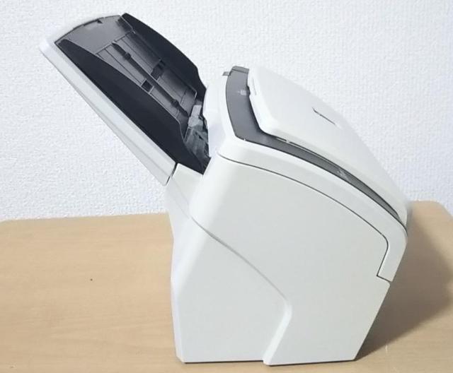 yzFUJITSU SCANNER FI-6130Z A4 COLOR