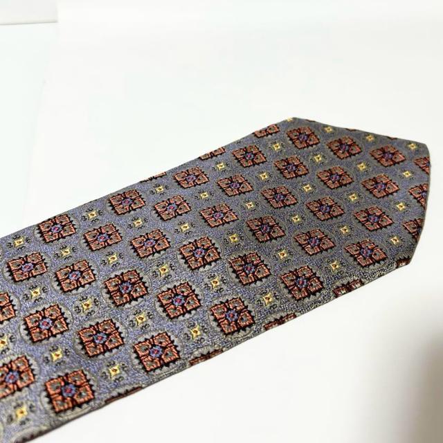 美品 Versace ヴェルサーチ ネクタイ 花 デザイン柄 シルク < ブランド  美品 Versace ヴェルサーチ ネクタイ 花 デザイン柄 シルク < ブランドの