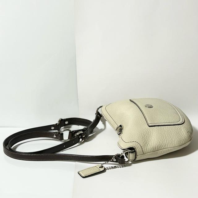 COACH コーチ ショルダーバッグ バッグ 8A43 レザー アイボリー ホワイト オールドコーチ < ブランド COACH コーチ ショルダーバッグ バッグ 8A43 レザー アイボリー ホワイト オールドコーチ < ブランドの