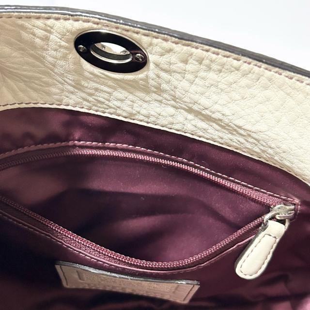 COACH コーチ ショルダーバッグ バッグ 8A43 レザー アイボリー ホワイト オールドコーチ < ブランド COACH コーチ ショルダーバッグ バッグ 8A43 レザー アイボリー ホワイト オールドコーチ < ブランドの