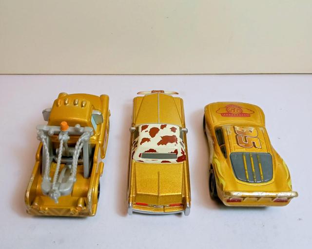 トミカディズニーカーズ3台 < ホビー トミカディズニーカーズ3台 < ホビーの