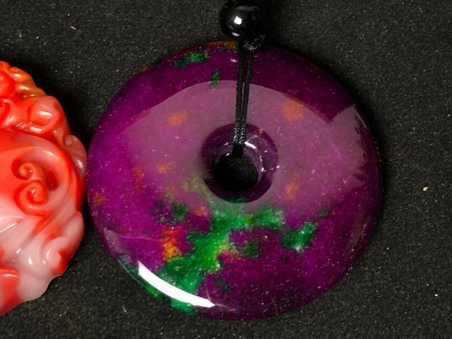 【開運】天然石 赤瑪瑙 龍/竜 手彫り ペンダントトップ パワーストーン 縁起物 瑪瑙 天然石 根付 お守り 現品限り即日発送 < 女性アクセサリー/時計 【開運】天然石 赤瑪瑙 龍/竜 手彫り ペンダントトップ パワーストーン 縁起物 瑪瑙 天然石 根付 お守り 現品限り即日発送 < 女性アクセサリー/時計の