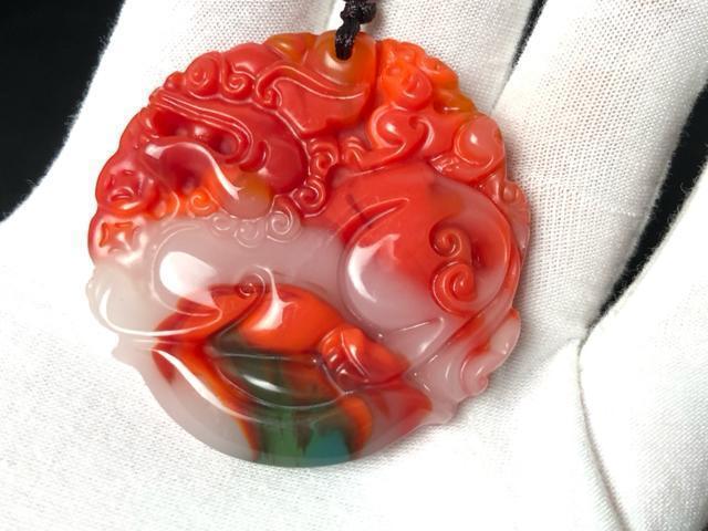 【開運】天然石 赤瑪瑙 龍/竜 手彫り ペンダントトップ パワーストーン 縁起物 瑪瑙 天然石 根付 お守り 現品限り即日発送 < 女性アクセサリー/時計 【開運】天然石 赤瑪瑙 龍/竜 手彫り ペンダントトップ パワーストーン 縁起物 瑪瑙 天然石 根付 お守り 現品限り即日発送 < 女性アクセサリー/時計の