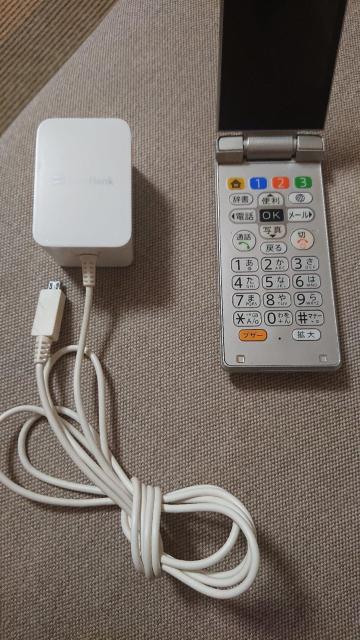 SA3312 Softbank SIM�t���[ ���񂽂�g�� 505SH SHARP 4G�K���z �ȈՊm�F���ȈՐ��|��������OK �� �Ɠd/AV�� 