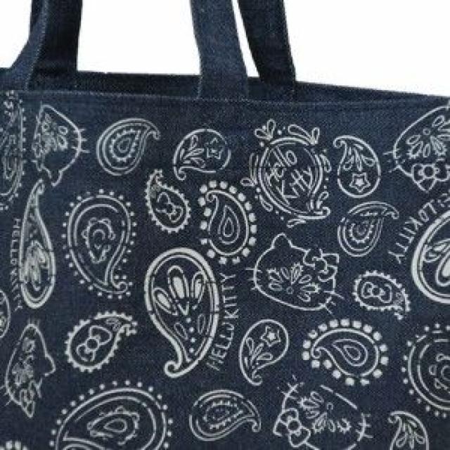 《New》キティちゃん(デニム素材)カリフォルニア★ペイズリー柄*トートバッグ<ネイビー> < 女性ファッション 《New》キティちゃん(デニム素材)カリフォルニア★ペイズリー柄*トートバッグ<ネイビー> < 女性ファッションの