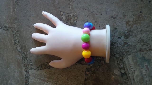 新品未使用・ブレスレット・カラフル < 女性アクセサリー/時計  新品未使用・ブレスレット・カラフル  < 女性アクセサリー/時計の