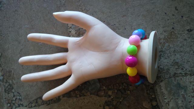 新品未使用・ブレスレット・カラフル < 女性アクセサリー/時計  新品未使用・ブレスレット・カラフル < 女性アクセサリー/時計の