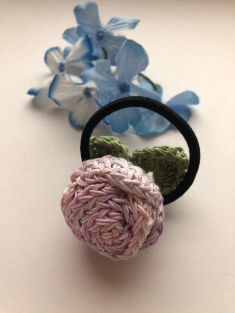 ハンドメイド ヘアゴム ブローチ 巻き巻き薔薇ピンクミックス < 女性ファッション  ハンドメイド ヘアゴム ブローチ 巻き巻き薔薇ピンクミックス  < 女性ファッションの