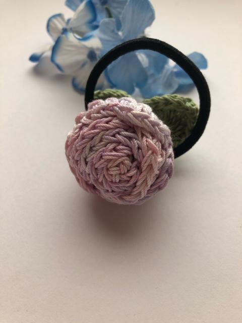 ハンドメイド ヘアゴム ブローチ 巻き巻き薔薇ピンクミックス < 女性ファッション  ハンドメイド ヘアゴム ブローチ 巻き巻き薔薇ピンクミックス < 女性ファッションの
